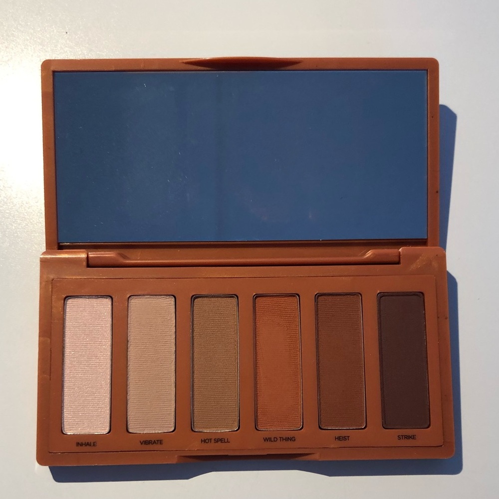 Urban Decay Naked heat petite